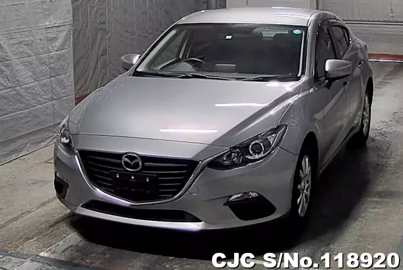 2015 Mazda / Axela Stock No. 118920