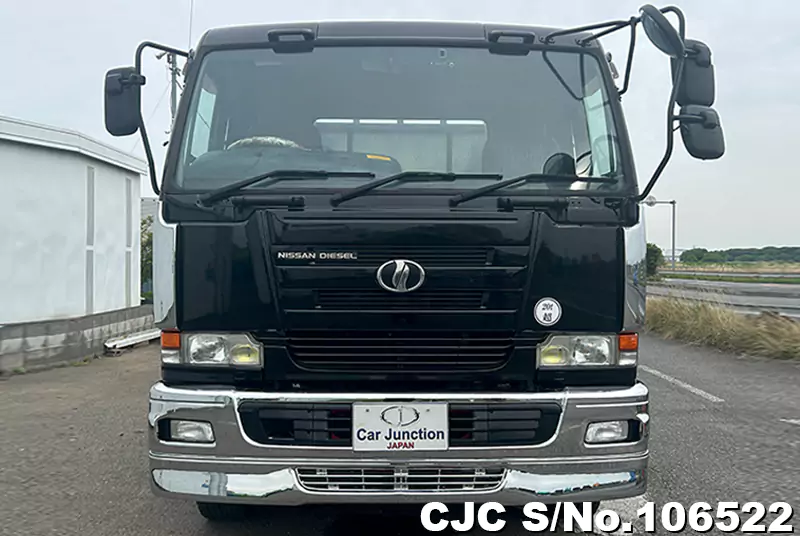 2004 Nissan / UD Stock No. 106522