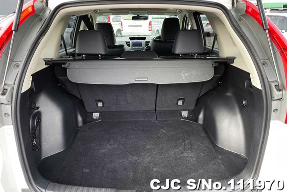 Honda CRV in Pearl for Sale Image 6