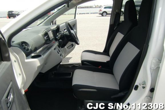 Daihatsu Mira E:S in White for Sale Image 12