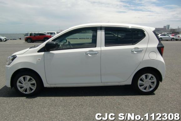 Daihatsu Mira E:S in White for Sale Image 7