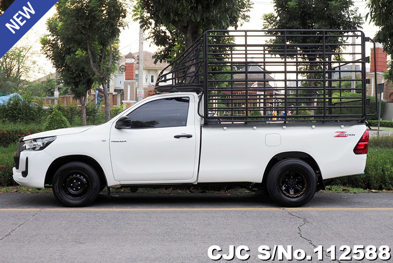 2021 Toyota Hilux White for sale | Stock No. 112588 | Japanese Used ...