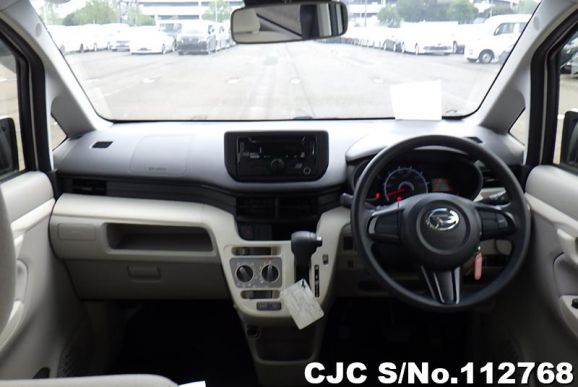 Daihatsu Move in White for Sale Image 9