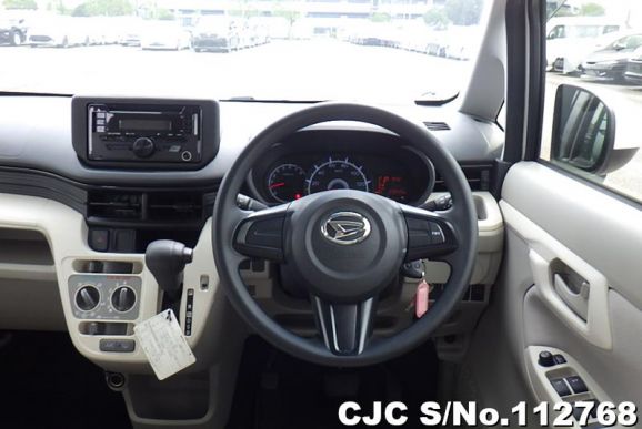 Daihatsu Move in White for Sale Image 14