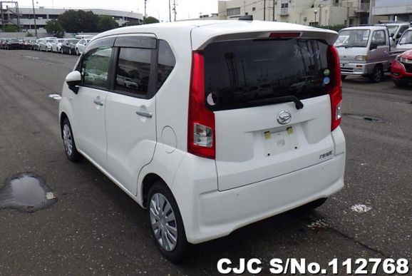 Daihatsu Move in White for Sale Image 2