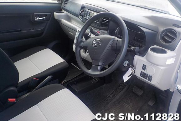 Daihatsu Mira E:S in Silver for Sale Image 10