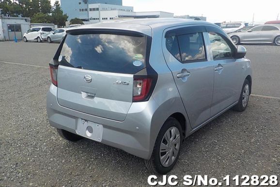 Daihatsu Mira E:S in Silver for Sale Image 2