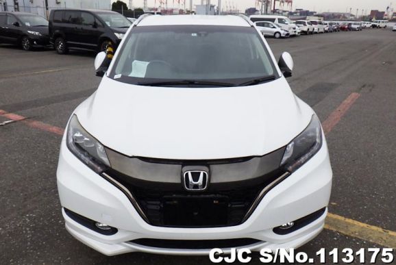 Honda Vezel in Pearl for Sale Image 4