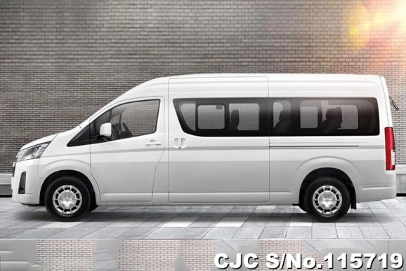 Toyota Hiace in Silver Mica Metallic for Sale Image 2