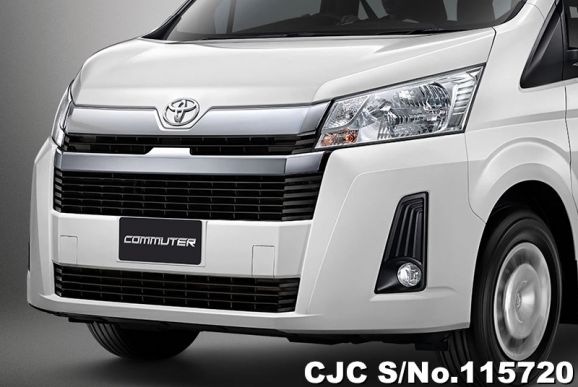 Toyota Hiace in White for Sale Image 4