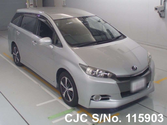 2017 Toyota Wish Silver For Sale | Stock No. 115903 | Japanese Used ...