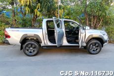 2023 Toyota / Hilux / Revo Stock No. 116730