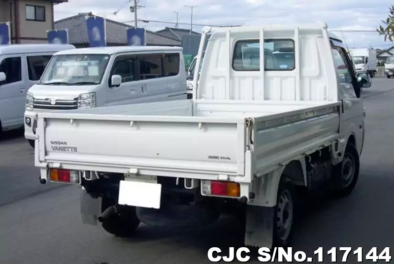 2008 Nissan / Truck Stock No. 117144