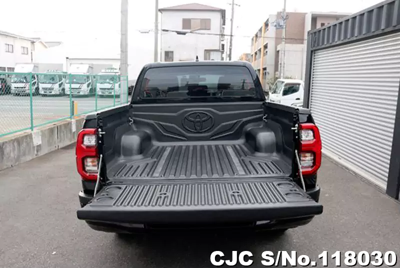 2023 Toyota / Hilux Stock No. 118030