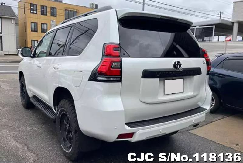 2022 Toyota / Land Cruiser Prado Stock No. 118136