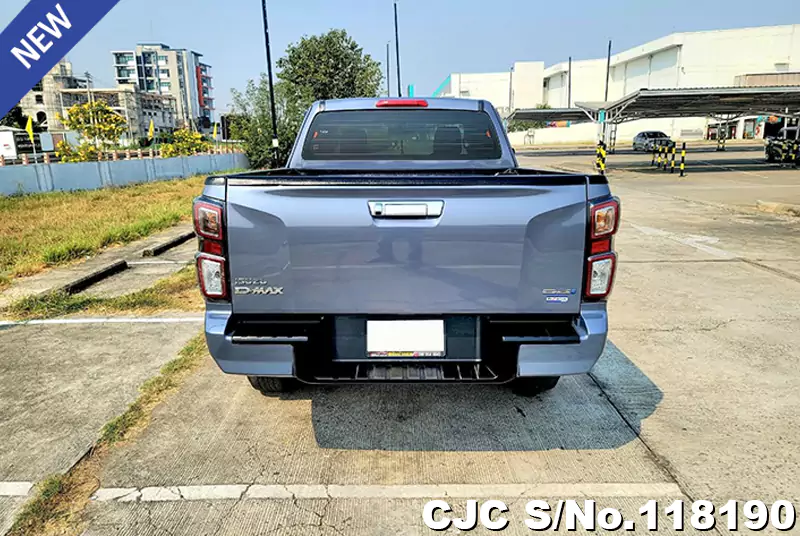 Isuzu D-Max in Gray for Sale Image 5