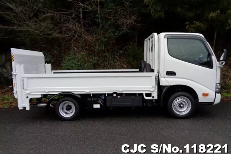 2023 Toyota / Dyna Stock No. 118221