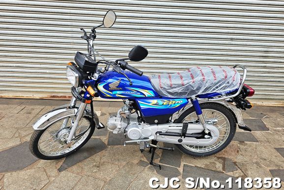 Honda CD-70 in Blue for Sale Image 5