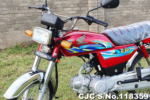 Honda CD-70 in Red for Sale Image 4