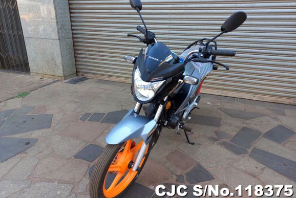 Honda CB-150F in Gray for Sale Image 4