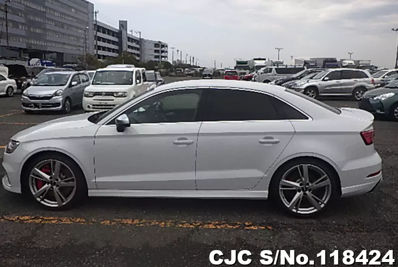 2018 Audi / RS3 Stock No. 118424