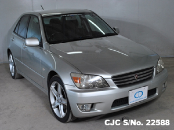 2000 Toyota Altezza Silver for sale | Stock No. 22588 | Japanese Used ...