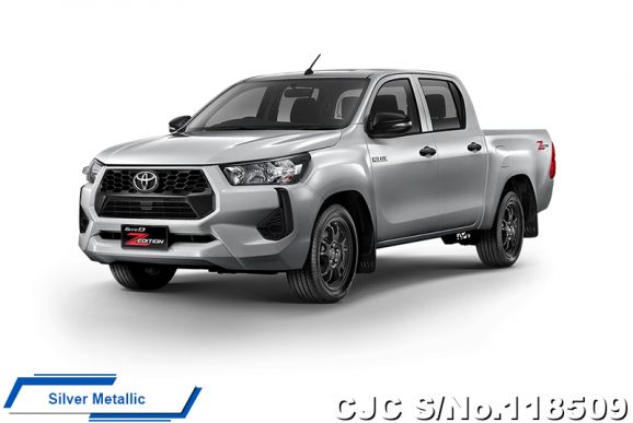 Toyota Hilux in Super White for Sale Image 2