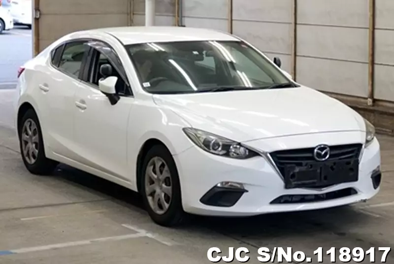 2015 Mazda / Axela Stock No. 118917