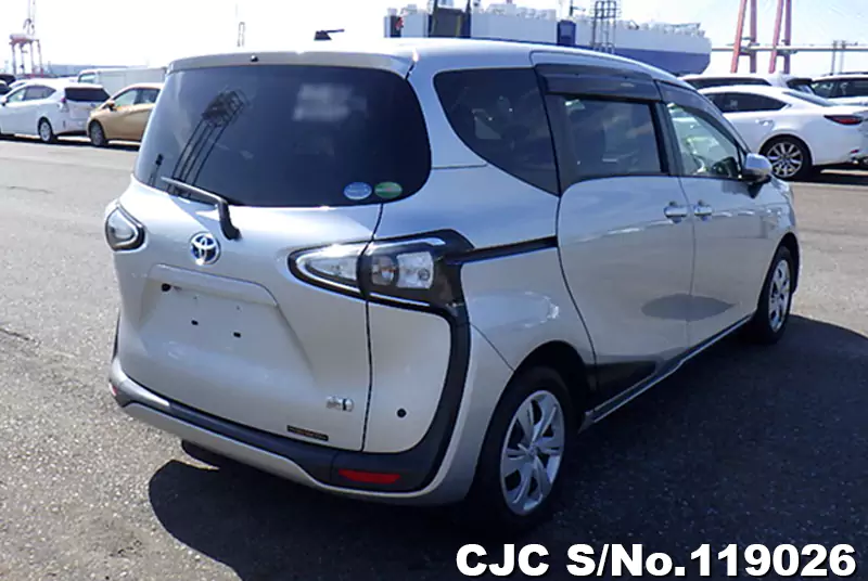 2019 Toyota / Sienta Stock No. 119026