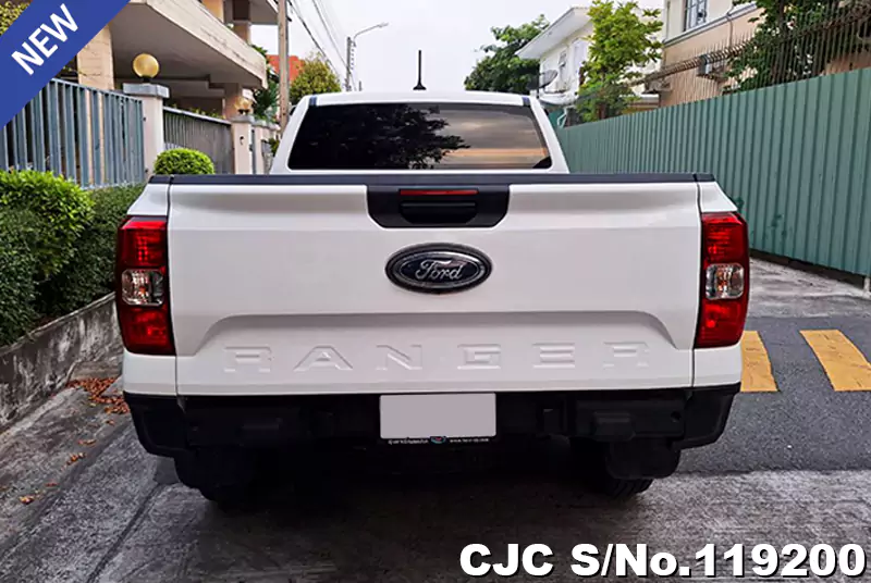 Ford Ranger in White for Sale Image 4