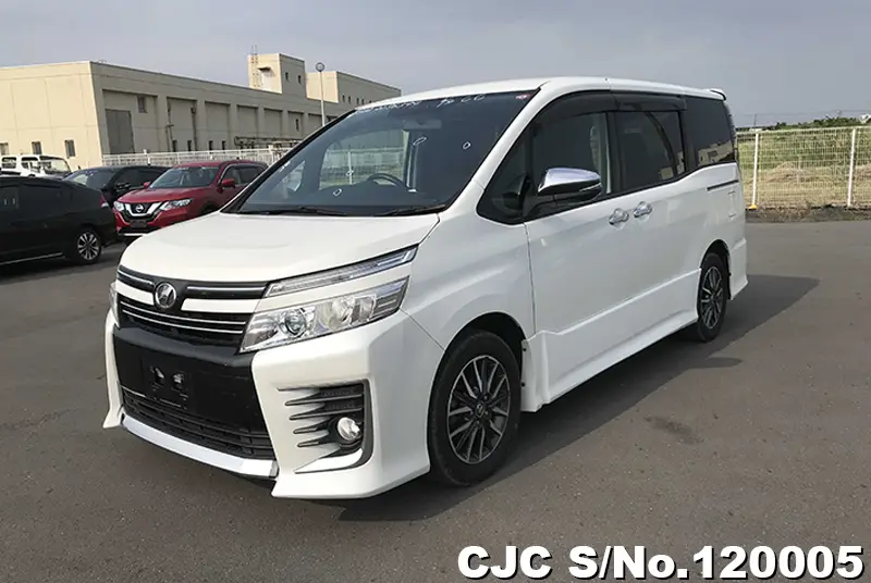 2015 Toyota / Voxy Stock No. 120005