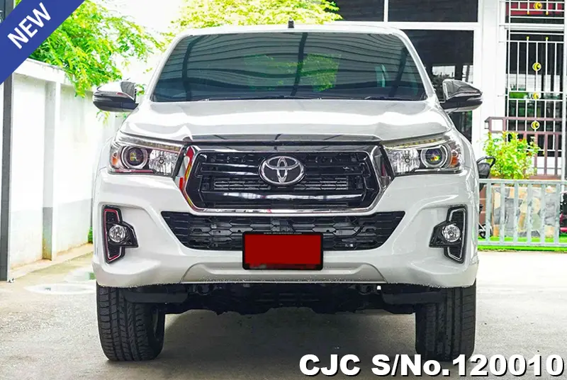 2017 Toyota / Hilux / Revo Stock No. 120010