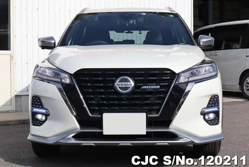 2023 Nissan / Kicks Stock No. 120211