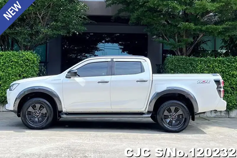 2021 Isuzu / D-Max Stock No. 120232