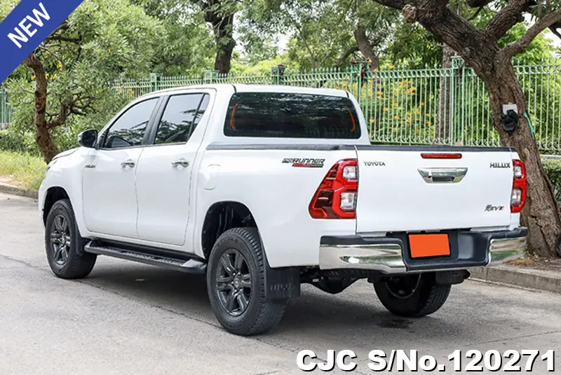 2021 Toyota / Hilux / Revo Stock No. 120271