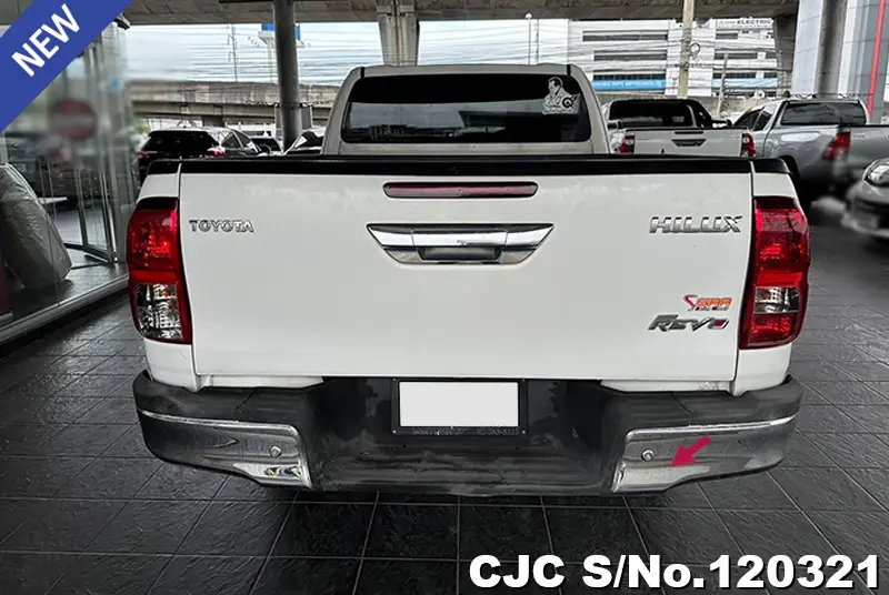 2016 Toyota / Hilux / Revo Stock No. 120321