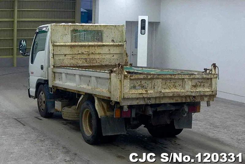 2005 Isuzu / Elf Stock No. 120331