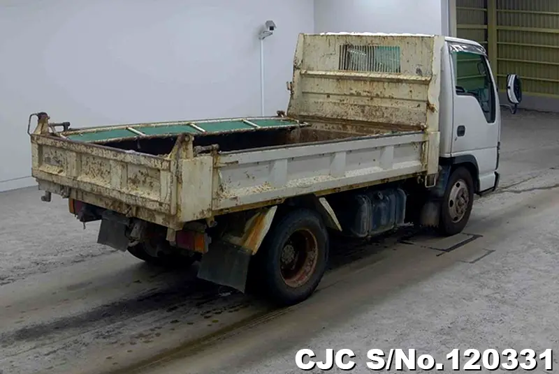 2005 Isuzu / Elf Stock No. 120331