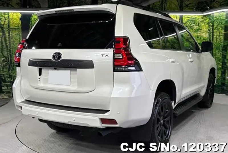 2023 Toyota / Land Cruiser Prado Stock No. 120337