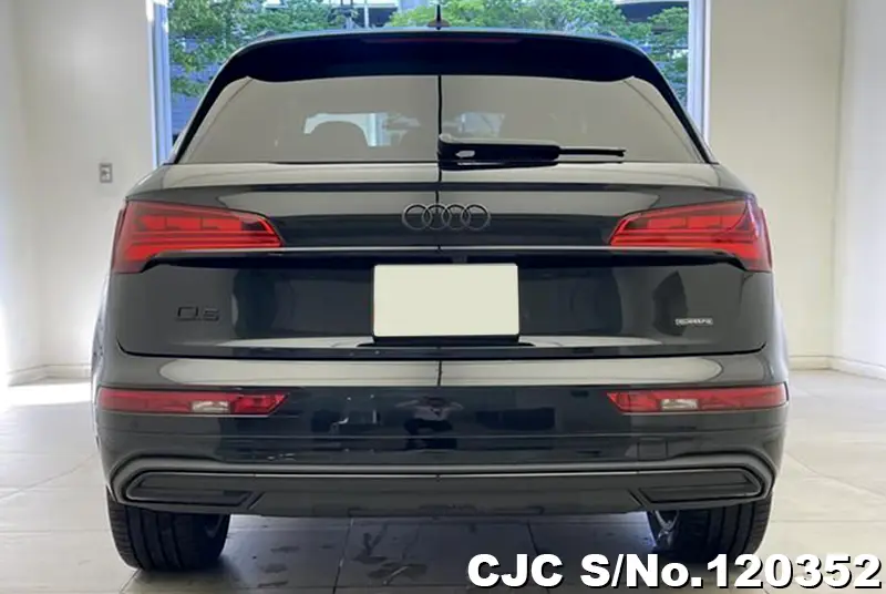 2023 Audi / Q5 Stock No. 120352