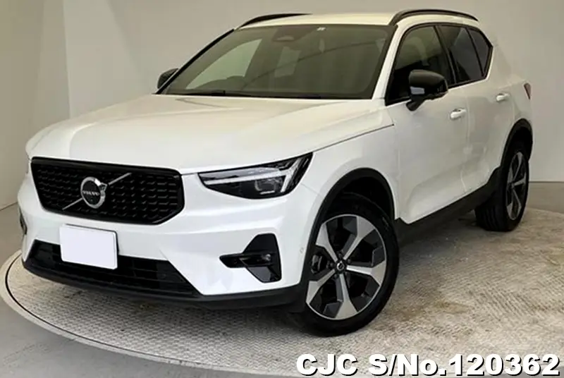 2023 Volvo / XC40 Stock No. 120362