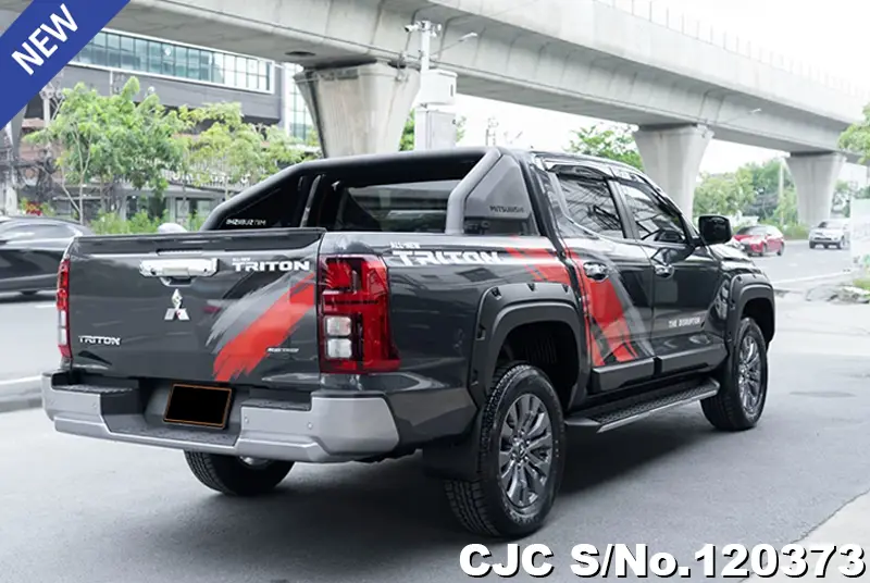 Mitsubishi Triton in Gray for Sale Image 2