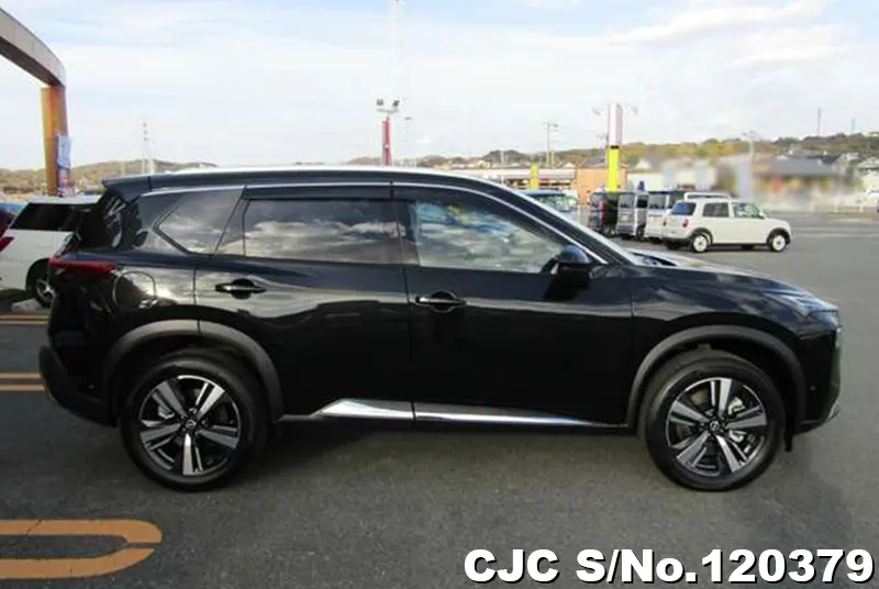 2023 Nissan / X-Trail Stock No. 120379