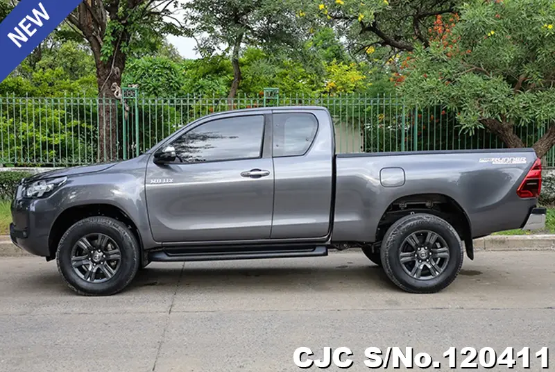 2021 Toyota / Hilux / Revo Stock No. 120411