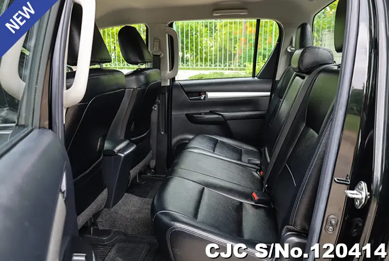 2019 Toyota / Hilux / Revo Stock No. 120414