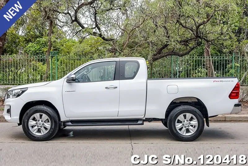 2019 Toyota / Hilux Stock No. 120418