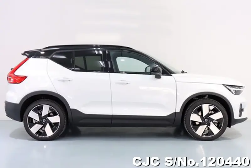 2023 Volvo / XC40 Stock No. 120440