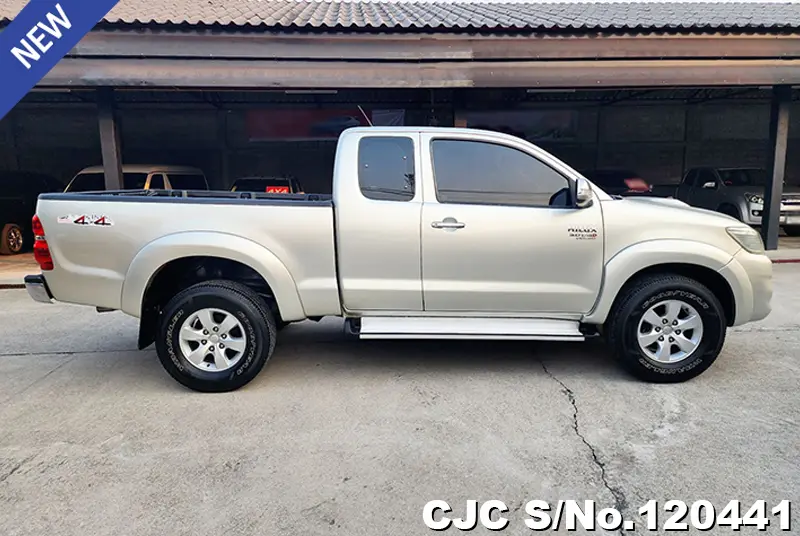 2012 Toyota / Hilux / Vigo Stock No. 120441