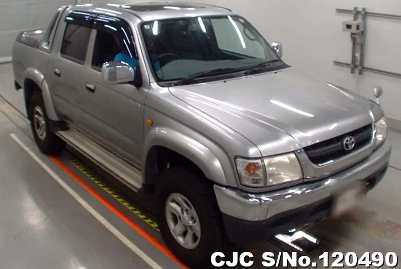 2003 Toyota / Hilux Stock No. 120490