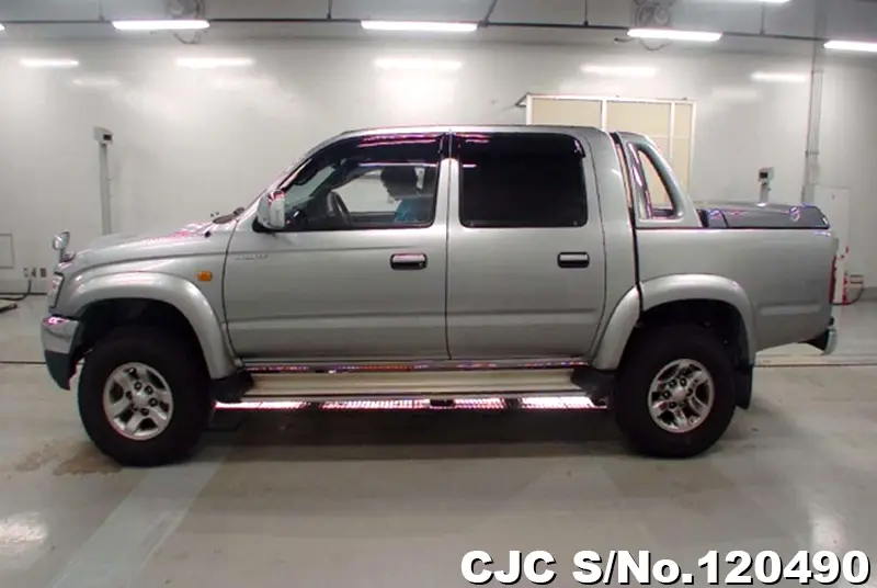 2003 Toyota / Hilux Stock No. 120490